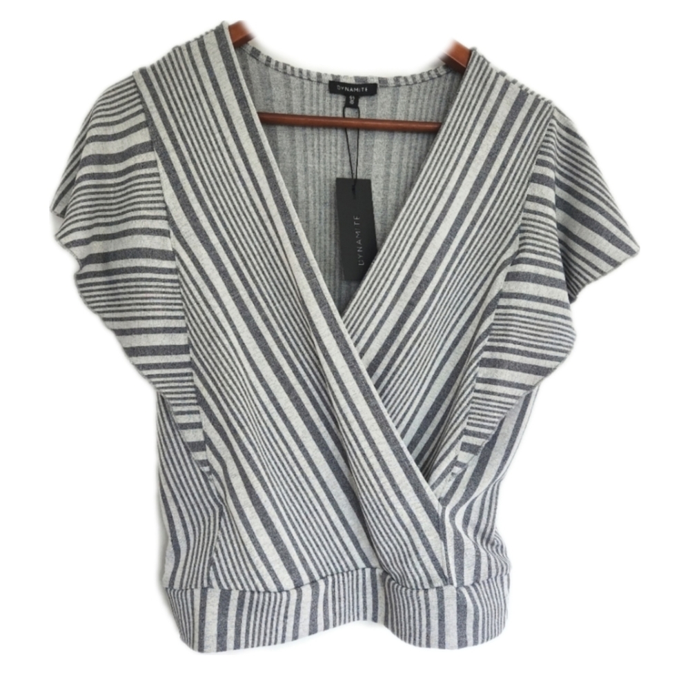 NWT Short sleeve blouse - Picture 1 of 6